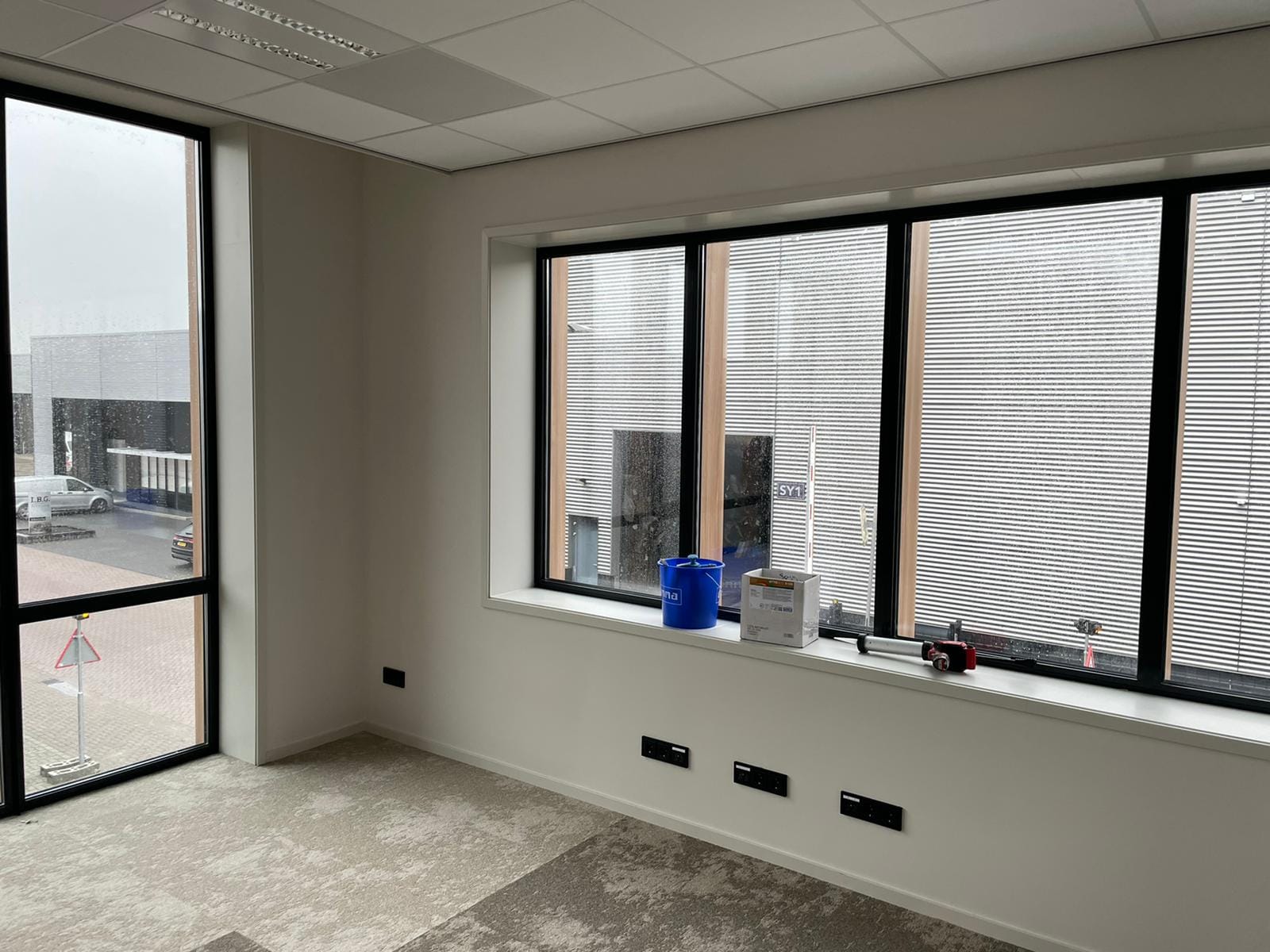 Kitwerk Glas en kozijnen